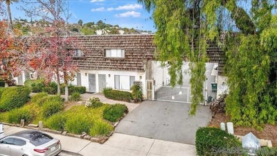 /international/us/9034-kenwood-dr-spring-valley-ca-110104046764/