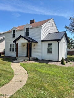 /international/us/322-n-butler-street-baltic-oh-110101194092/