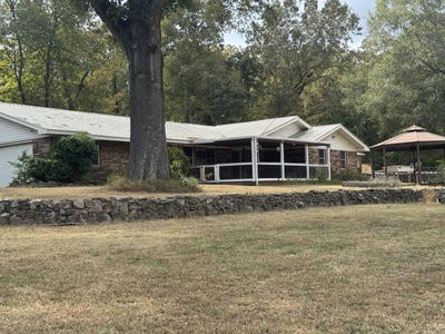 /international/us/5-treasure-hills-conway-ar-110120561458/
