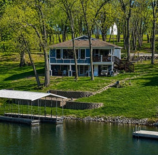 /international/us/3153-hickory-drive-ellston-ia-110107542919/