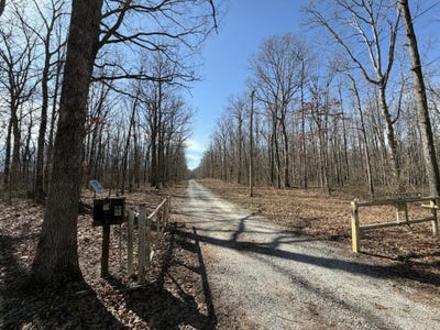 /international/us/4872-deer-run-road-altamont-tn-110105975619/