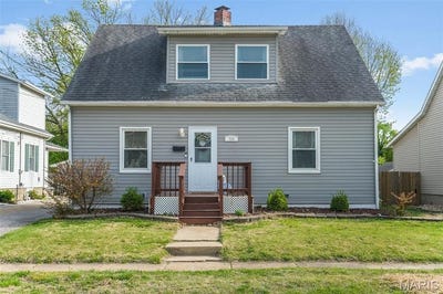 /international/us/726-maple-street-collinsville-il-110107389884/