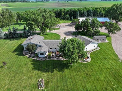 /international/us/16824-state-highway-9-norcross-mn-110108773016/