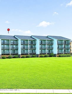 /international/us/918-n-new-river-drive-surf-city-nc-110108549516/