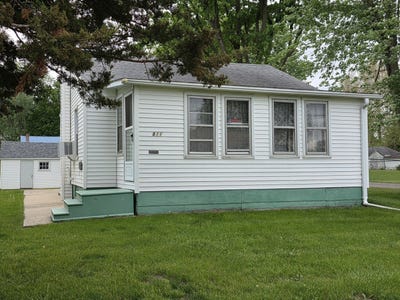 /international/us/811-jackson-street-prophetstown-il-110108171227/