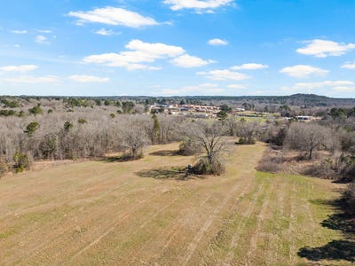 /international/us/nix-street-daingerfield-tx-110105977324/