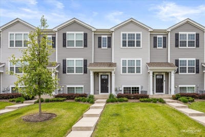 /international/us/2447-upland-road-pingree-grove-il-110108235348/