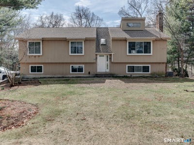 /international/us/94-huckleberry-lane-southington-ct-110106815423/