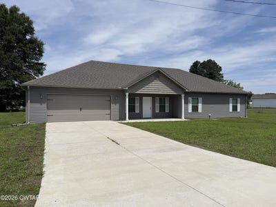 /international/us/177-charles-latham-drive-jackson-tn-110108613755/