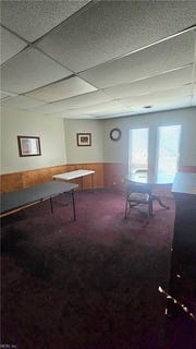 /international/us/11747-jefferson-avenue-newport-news-va-110105929143/