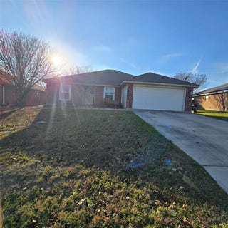 /international/us/212-druse-lane-jarrell-tx-110104494145/
