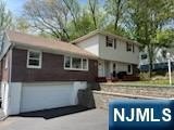 /international/us/64-century-road-paramus-nj-110107541570/