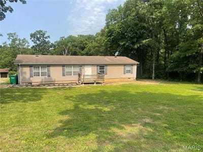/international/us/13819-vineland-road-de-soto-mo-110099931945/