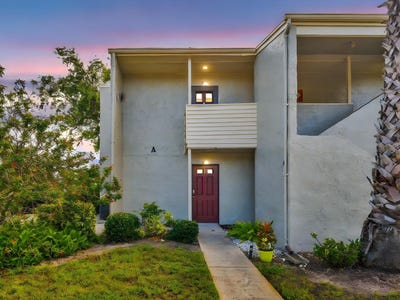 /international/us/401-windrush-bay-drive-tarpon-springs-fl-110100191844/
