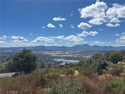 /international/us/15909-little-peak-hidden-valley-lake-ca-110119796653/