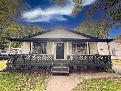 /international/us/3246-n-lake-park-avenue-hobart-in-110108140030/