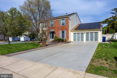 /international/us/14-hilliard-way-sewell-nj-110107391600/