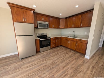 /international/us/84-754-ala-mahiku-street-waianae-hi-110105631894/