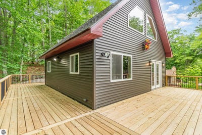 /international/us/5169-lake-street-glennie-mi-110100328957/