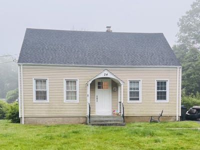 /international/us/24-north-forest-circle-west-haven-ct-110100306640/