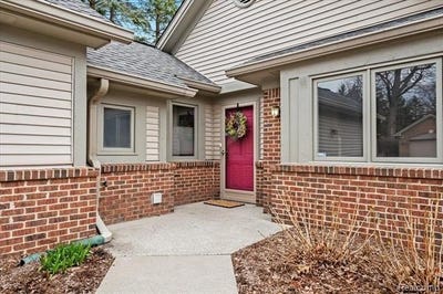 /international/us/21304-juniper-court-farmington-hills-mi-110098629046/