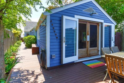 /international/us/342-commercial-street-provincetown-ma-110097280035/