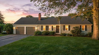 /international/us/50-eldredge-square-s-chatham-ma-110106275193/