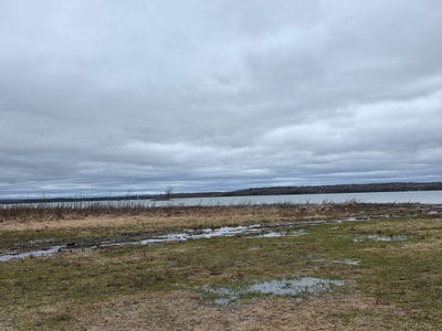 /international/us/11080-e-14-mile-road-barbeau-mi-110107934676/