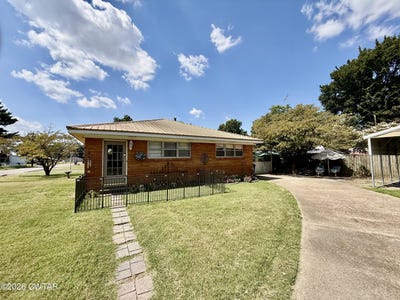 /international/us/210-poplar-street-ridgely-tn-110119910785/