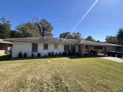 /international/us/8860-sharon-hills-st-baton-rouge-la-110095546464/