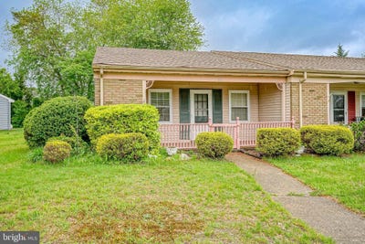 /international/us/113-huntington-drive-southampton-nj-110100130398/