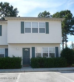 /international/us/71-crush-court-swansboro-nc-110100072634/