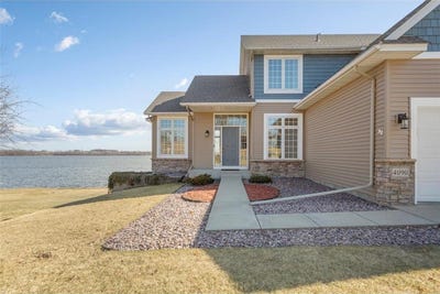 /international/us/4090-wells-lake-court-faribault-mn-110107055154/