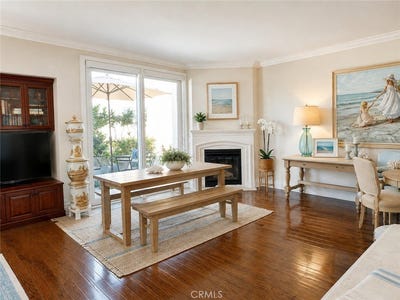 /international/us/901-deep-valley-rolling-hills-estates-ca-110120462729/