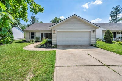 /international/us/249-forest-park-drive-lagrange-oh-110100863989/?lang=en
