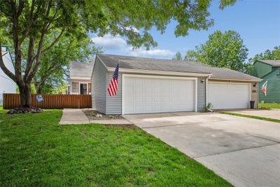 /international/us/8208-greenbelt-drive-urbandale-ia-110108237901/