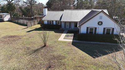 /international/us/467-blake-dr-ozark-al-110104519529/