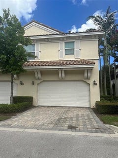 /international/us/2911-cascada-isles-way-hollywood-fl-110106456324/