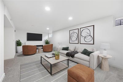 /international/us/323-e-43rd-street-minneapolis-mn-110107910579/