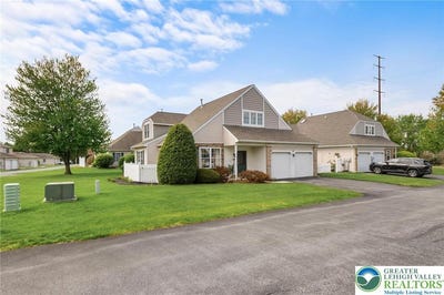 /international/us/2504-rolling-green-drive-lower-macungie-twp-pa-110120687063/