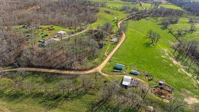 /international/us/1499-county-road-380-koshkonong-mo-110107931665/