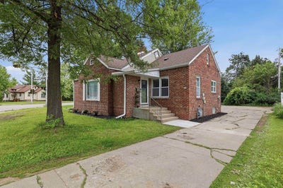 /international/us/603-michigan-avenue-stevens-point-wi-110108908946/