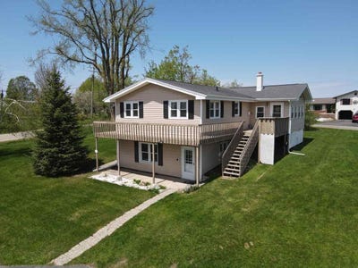 /international/us/308-boyer-petoskey-mi-110108203277/