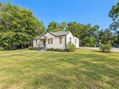 /international/us/1046-cheaves-drive-forest-park-ga-110120556102/