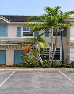 /international/us/739-nw-42nd-ave-plantation-fl-110110210194/