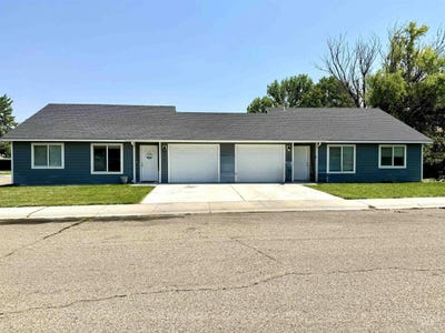 /international/us/1912-s-locust-street-nampa-id-110100799904/