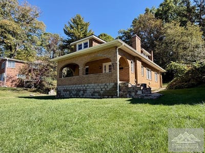 /international/us/1617-ohio-street-bluefield-wv-110120412419/