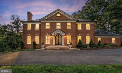 /international/us/10900-tara-road-rockville-md-110108544636/