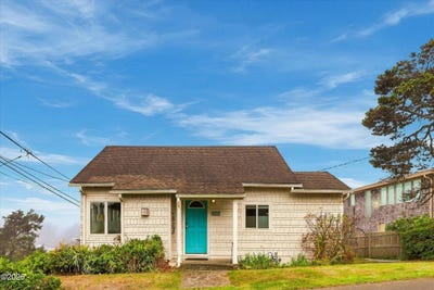 /international/us/704-sw-fleet-avenue-lincoln-city-or-110120409519/