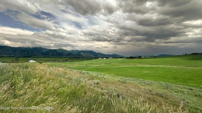 /international/us/lot-24-painted-hills-subdivision-afton-wy-110100680129/